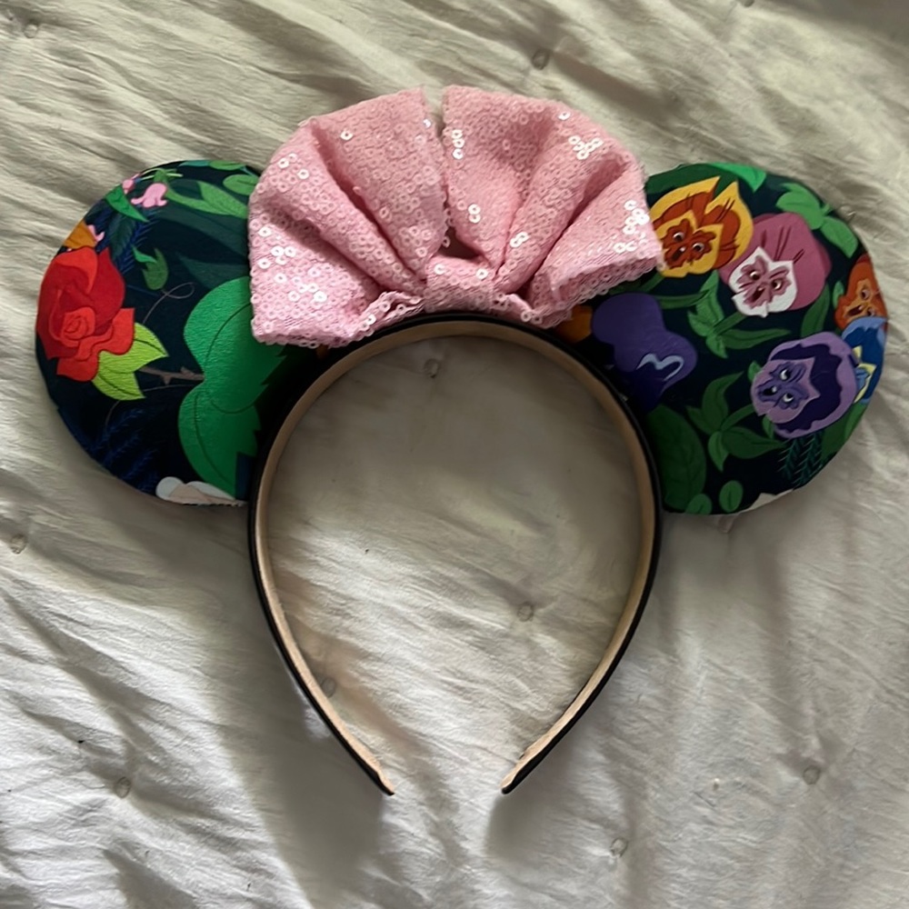 Alice in Wonderland flowers Disney’s mouse ears